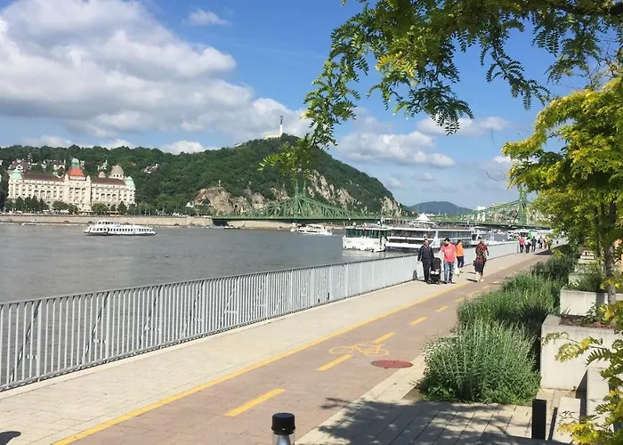 Riverside Balcony With View To Danube